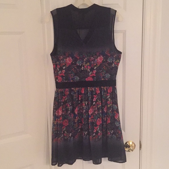 Made for Impulse floral dress size 8 - Picture 4 of 4
